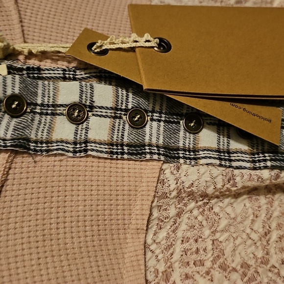 POL Pink Plaid Lace Rough Hem Hoodie Top NWT - Picture 3 of 9